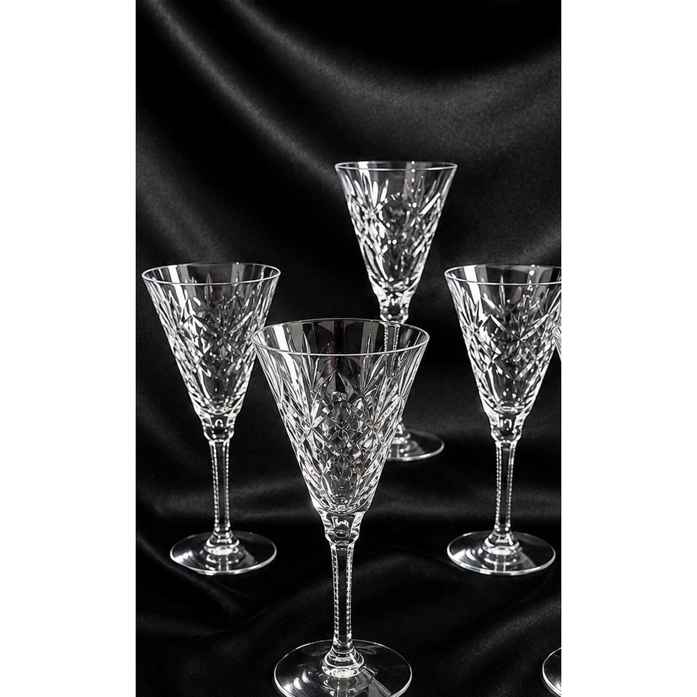 Seneca Stratford Crystal Water Goblets Set of 4 Stem 476 Cut 636 Clear 8.25 inch
